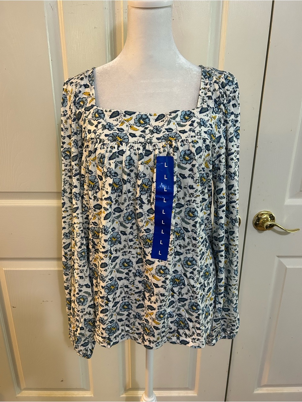 NWT Lucky Brand square neck tee, Large